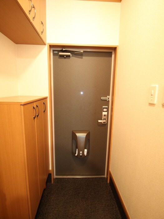 物件内観写真20　(玄関)