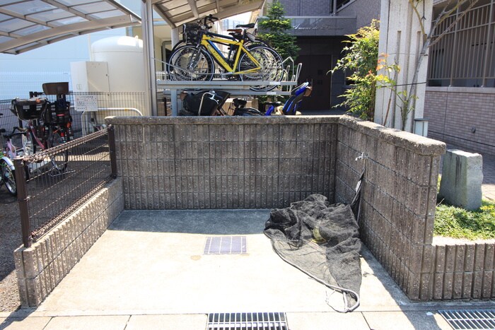 物件外観写真6　(建物設備)