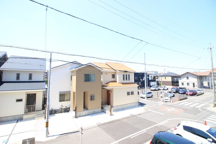 物件内観写真18　(室内からの展望)