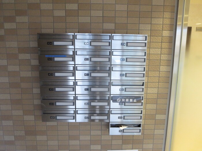 物件外観写真6　(建物設備)