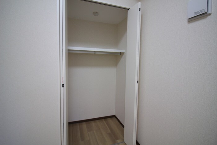 物件内観写真14　(収納)