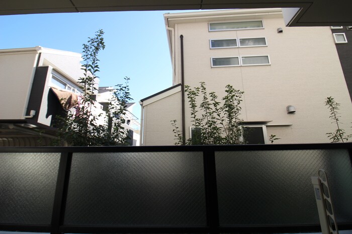 物件内観写真18　(室内からの展望)