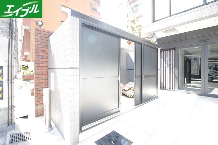 物件外観写真4　(建物設備)