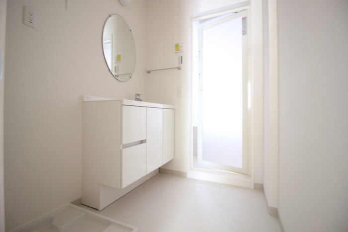 物件内観写真10　(洗面)