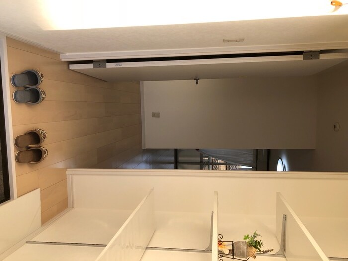 物件内観写真17　(玄関)