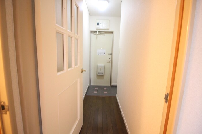 物件内観写真8　(廊下)