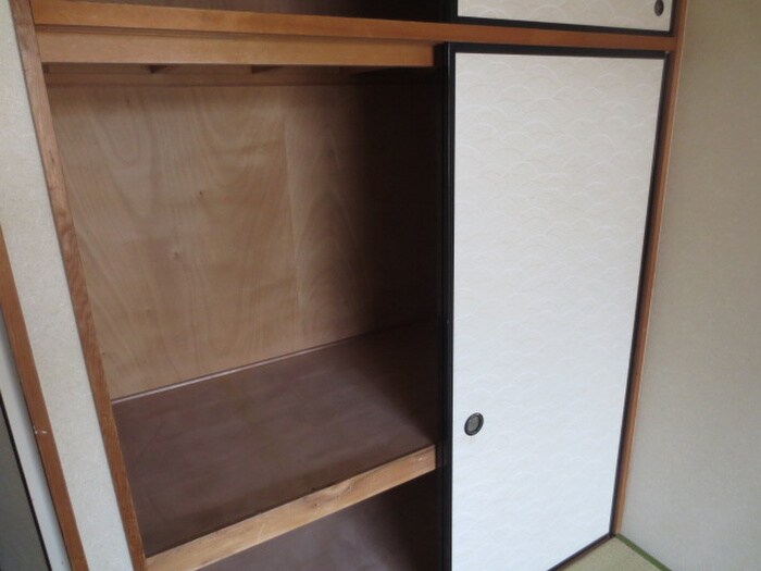 物件内観写真10　(収納)