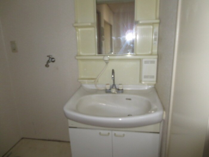 物件内観写真16　(洗面)