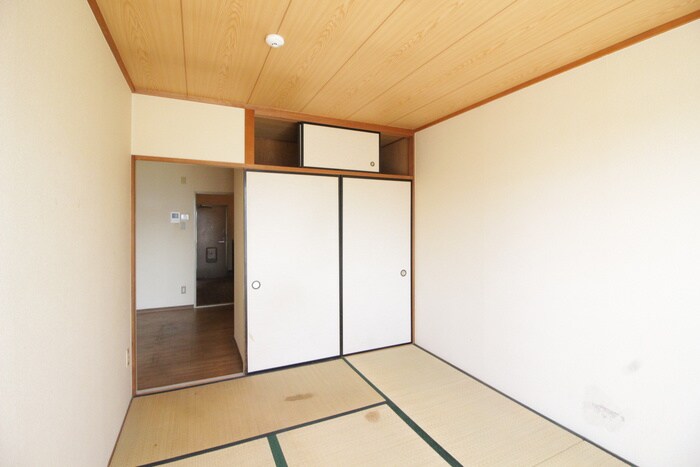 物件内観写真11　(居室)