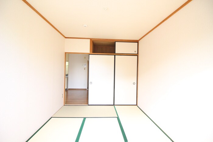 物件内観写真11　(居室)