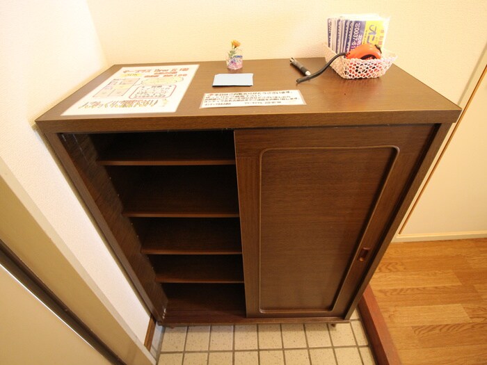 物件内観写真11　(靴箱)