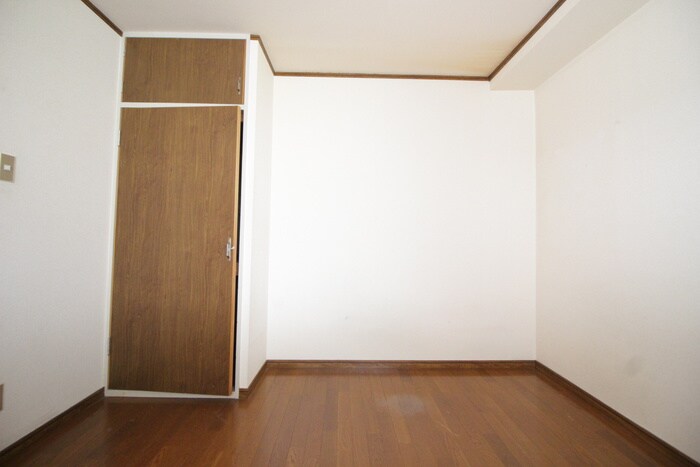 物件内観写真12　(居室)
