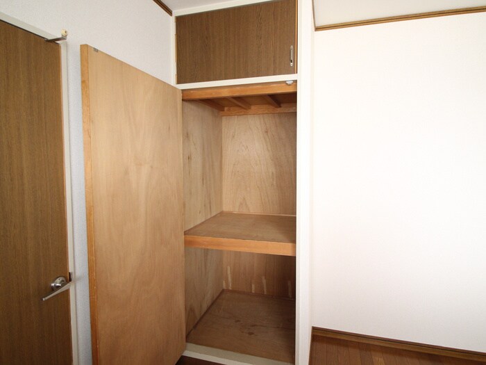 物件内観写真21　(収納)