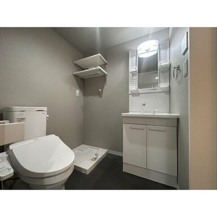 物件内観写真13　(トイレ)