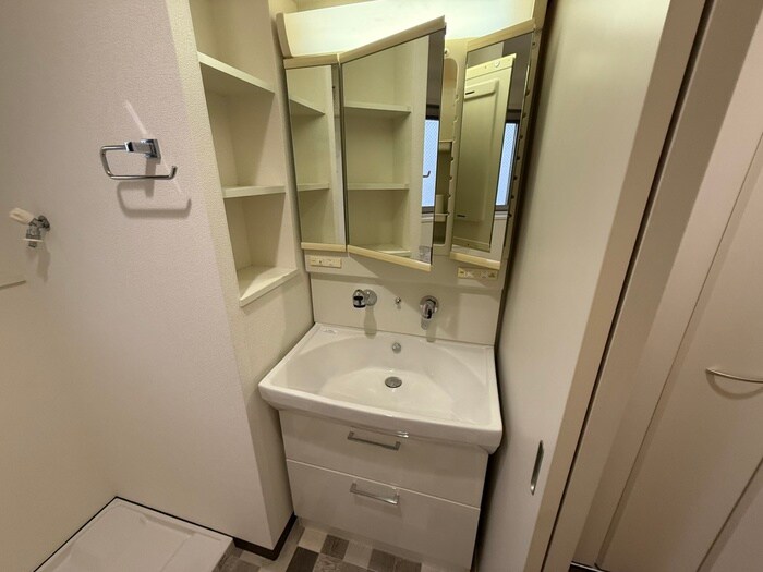 物件内観写真13　(洗面)