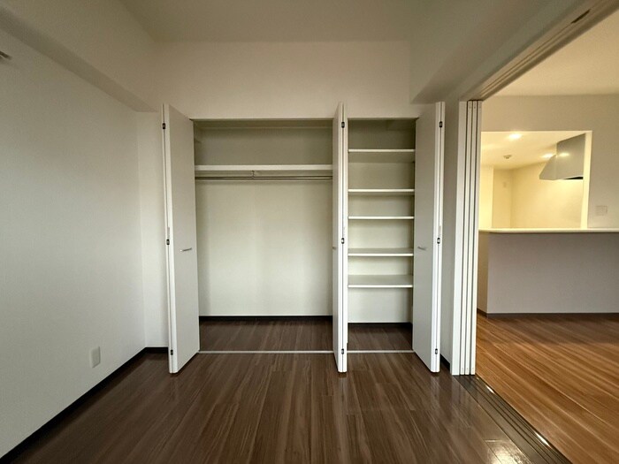 物件内観写真14　(収納)