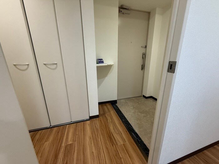 物件内観写真20　(廊下)