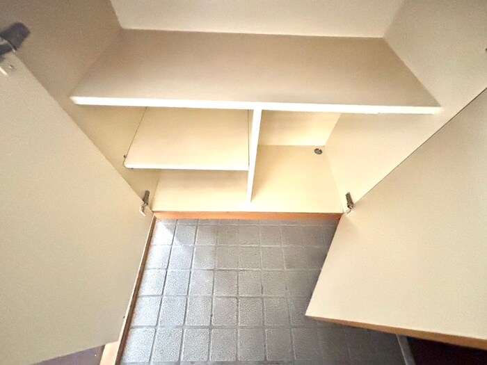 物件内観写真11　(靴箱)