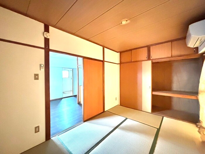 物件内観写真12　(居室)