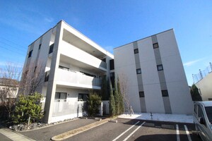 クレストリッジアネックス外観写真