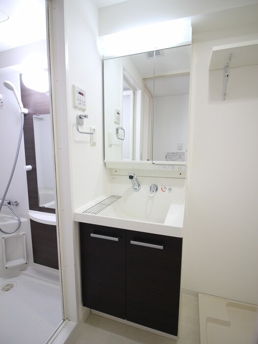 物件内観写真7　(洗面)