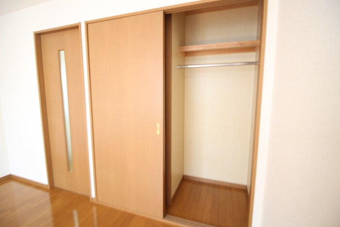 物件内観写真11　(収納)