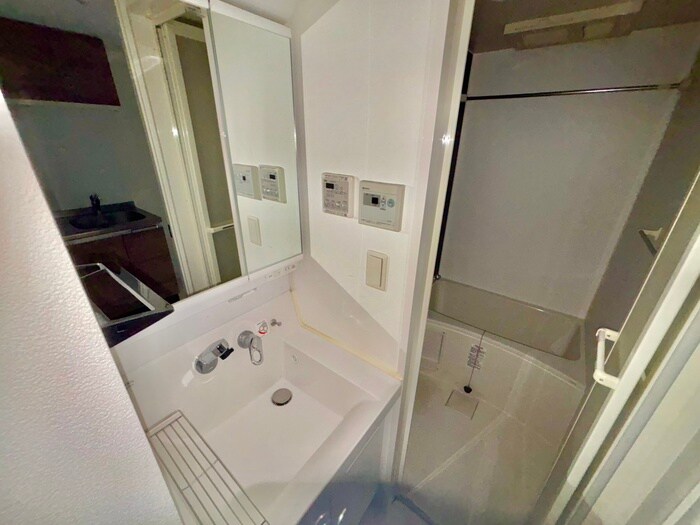 物件内観写真14　(洗面)