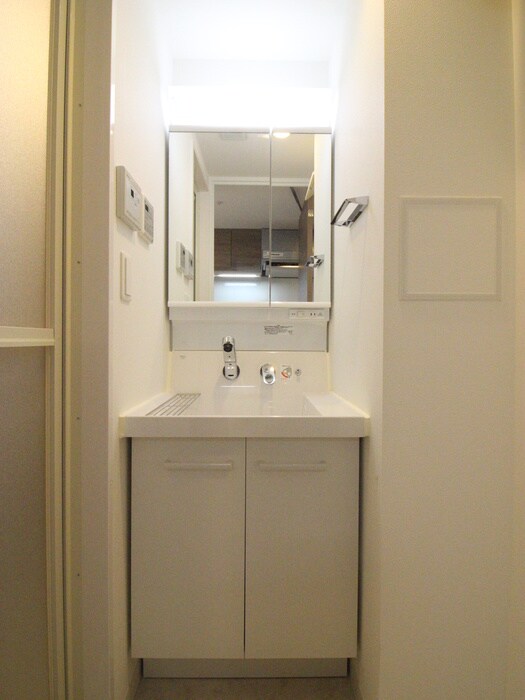 物件内観写真15　(洗面)