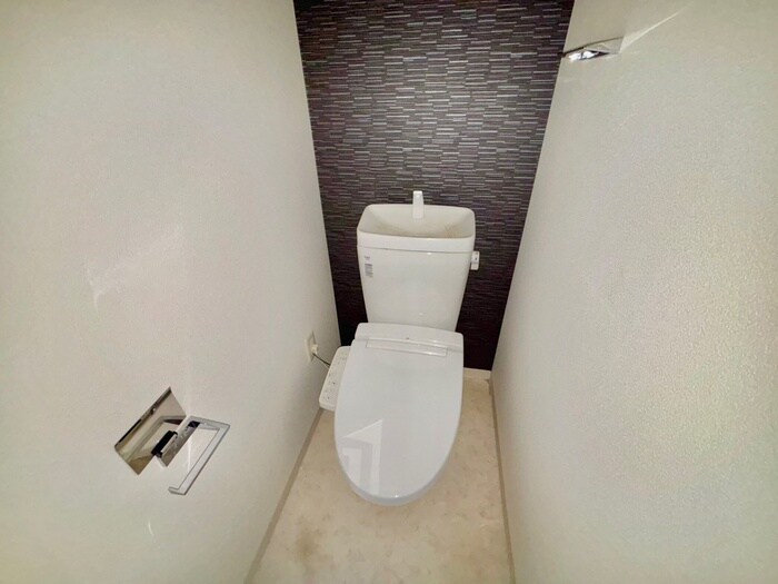 物件内観写真15　(トイレ)