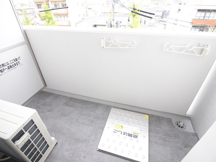 物件内観写真16　(ベランダ・バルコニー)