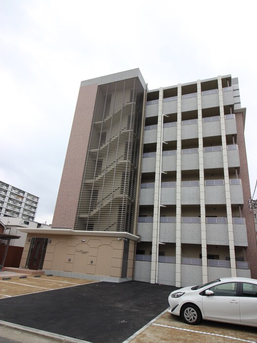 物件外観写真2　(外観写真)