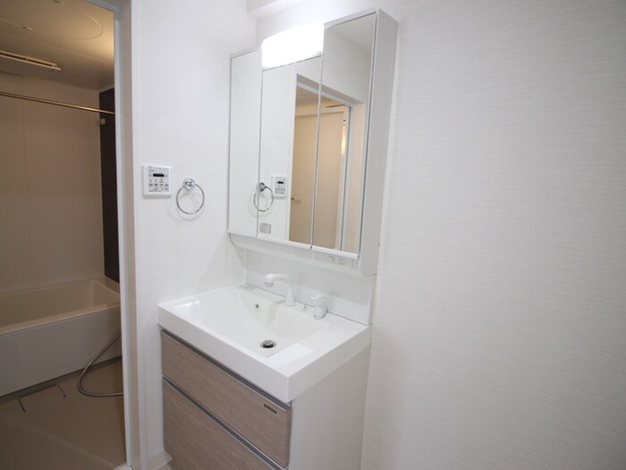 物件内観写真12　(洗面)