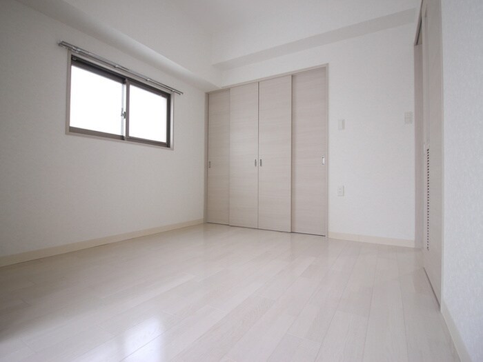 物件内観写真18　(居室)