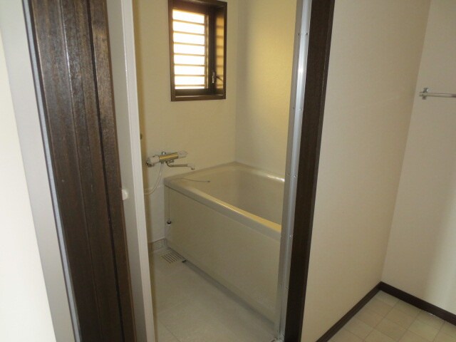 物件内観写真7　(バス／シャワールーム等)