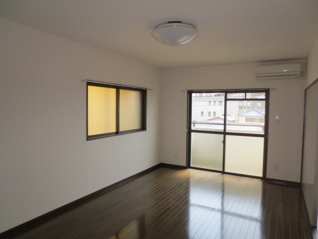 物件内観写真11　(居室)