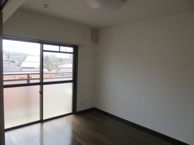 物件内観写真13　(居室)