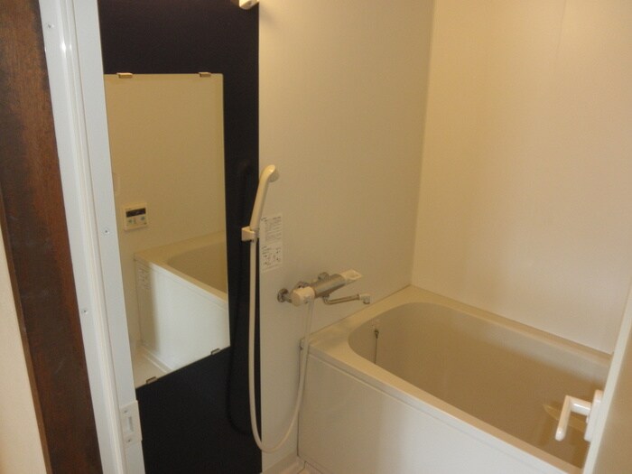 物件内観写真12　(バス／シャワールーム等)