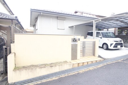春日井市押沢台貸家外観写真