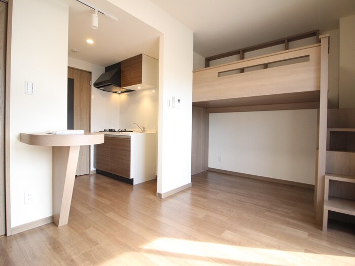 物件内観写真2　(居室)