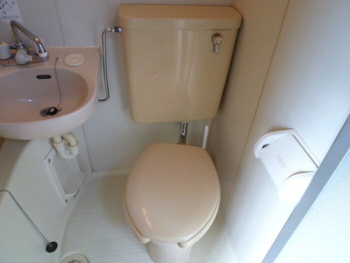 物件内観写真9　(トイレ)