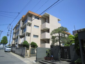 第二アラカワハイツ外観写真