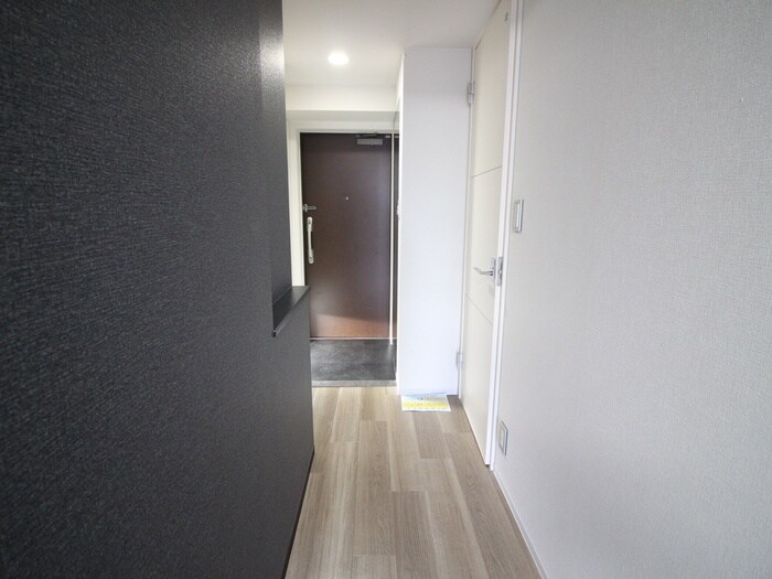 物件内観写真9　(廊下)