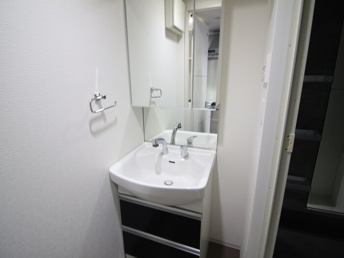 物件内観写真11　(洗面)