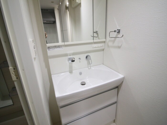 物件内観写真12　(洗面)