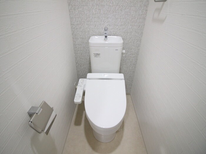 物件内観写真12　(トイレ)