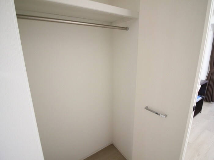 物件内観写真13　(収納)