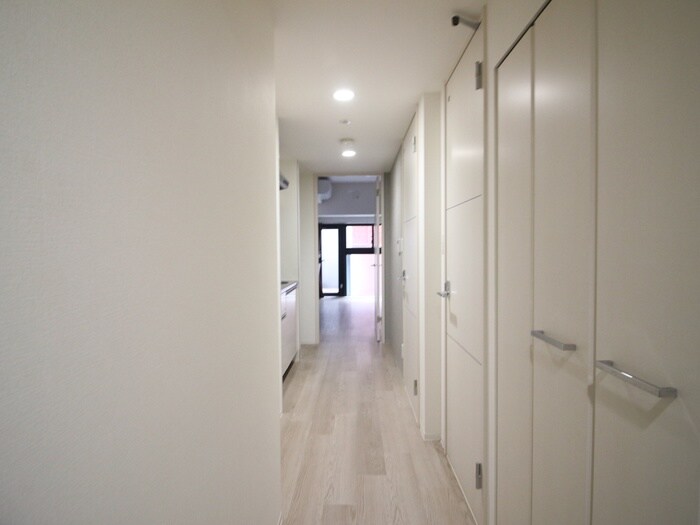 物件内観写真15　(廊下)