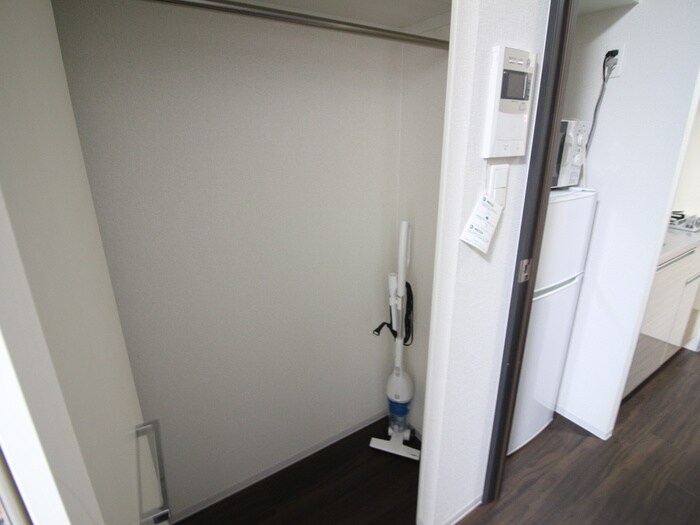 物件内観写真15　(収納)