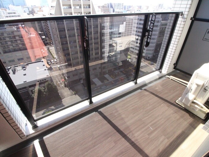 物件内観写真16　(ベランダ・バルコニー)