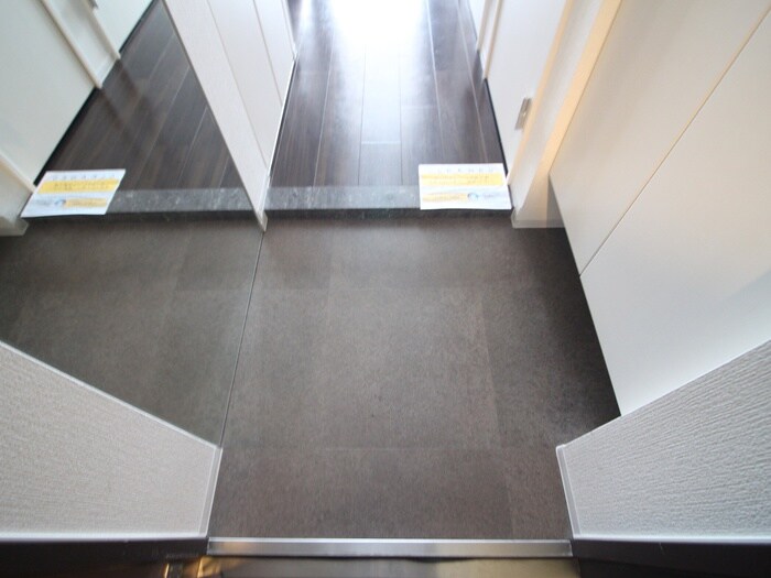 物件内観写真20　(玄関)